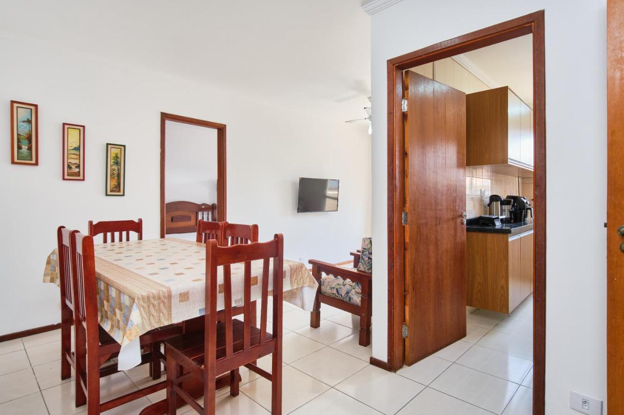 Apartamento A 100 Metros Da Praia, Bem Localizado, Com Ar Condicionado E Wi-Fi - 14 - Edificio Lenamar II Ubatuba Buitenkant foto