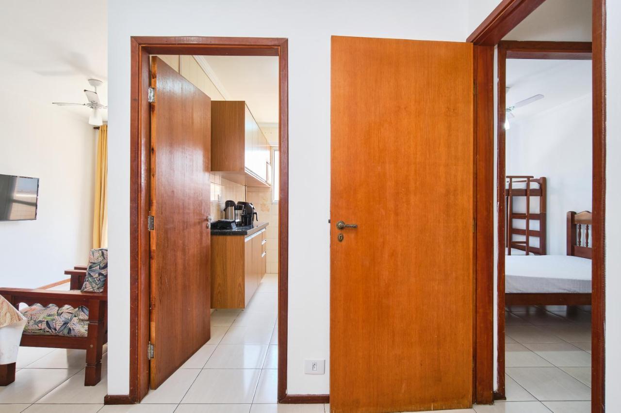 Apartamento A 100 Metros Da Praia, Bem Localizado, Com Ar Condicionado E Wi-Fi - 14 - Edificio Lenamar II Ubatuba Buitenkant foto