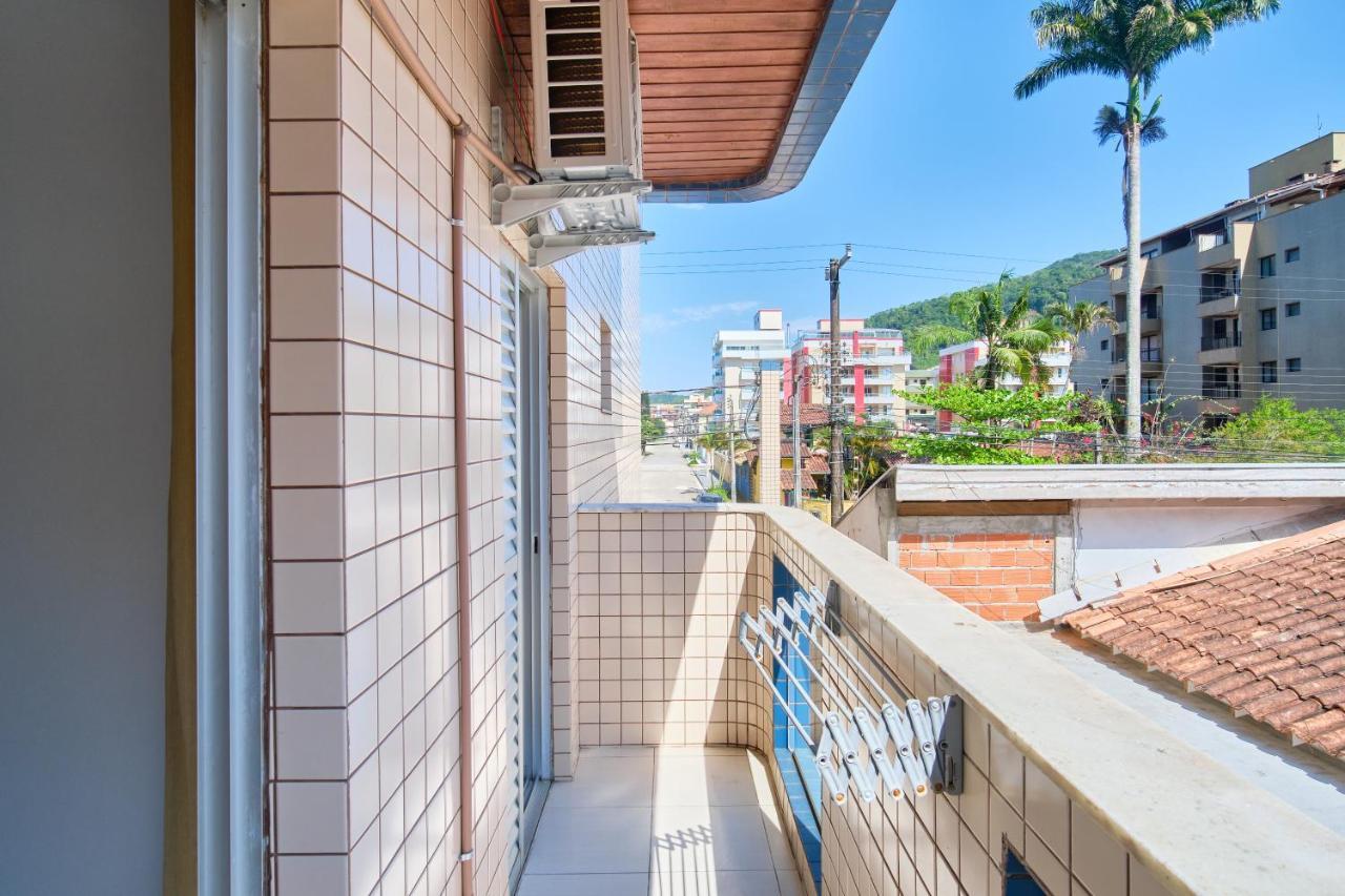 Apartamento A 100 Metros Da Praia, Bem Localizado, Com Ar Condicionado E Wi-Fi - 14 - Edificio Lenamar II Ubatuba Buitenkant foto